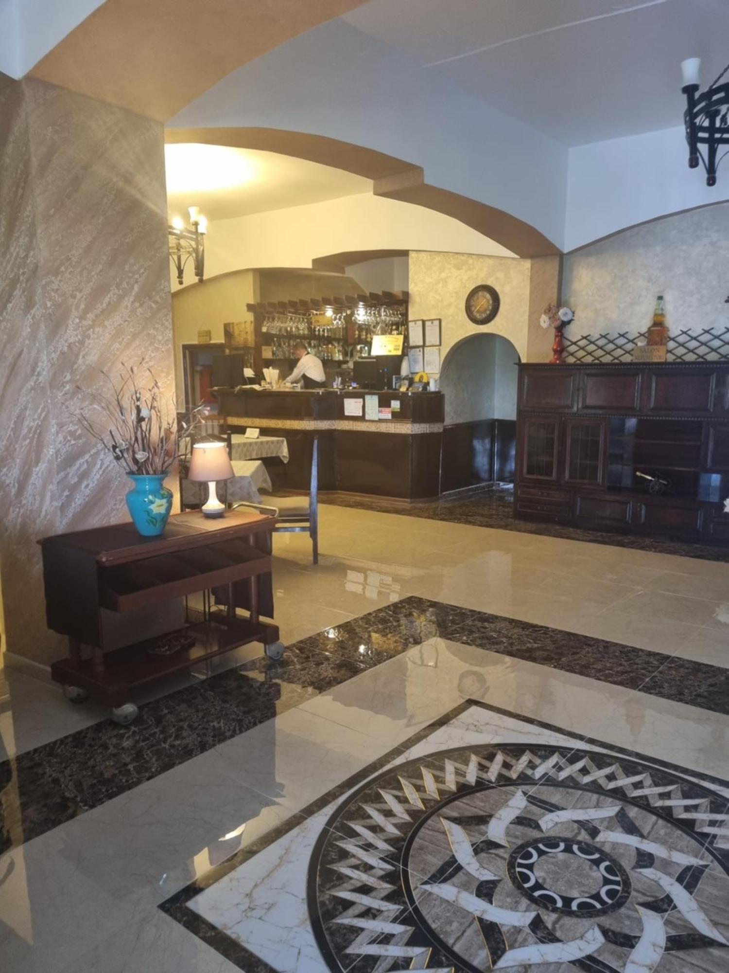 Hotel Casa Boiereasca Iasi Esterno foto