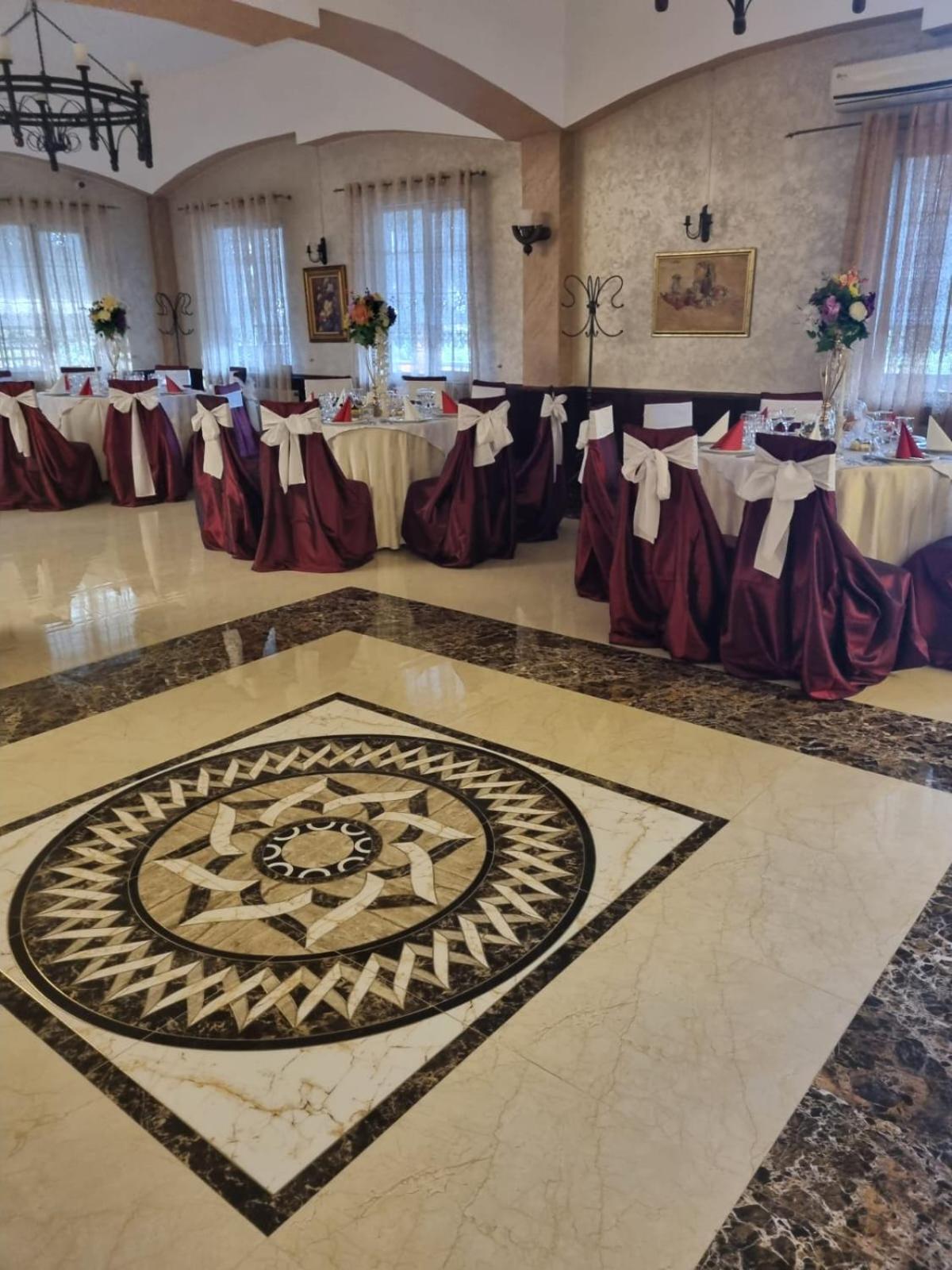 Hotel Casa Boiereasca Iasi Esterno foto