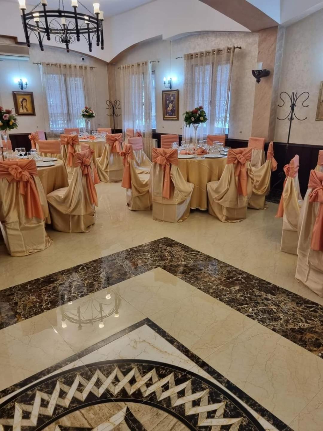 Hotel Casa Boiereasca Iasi Esterno foto