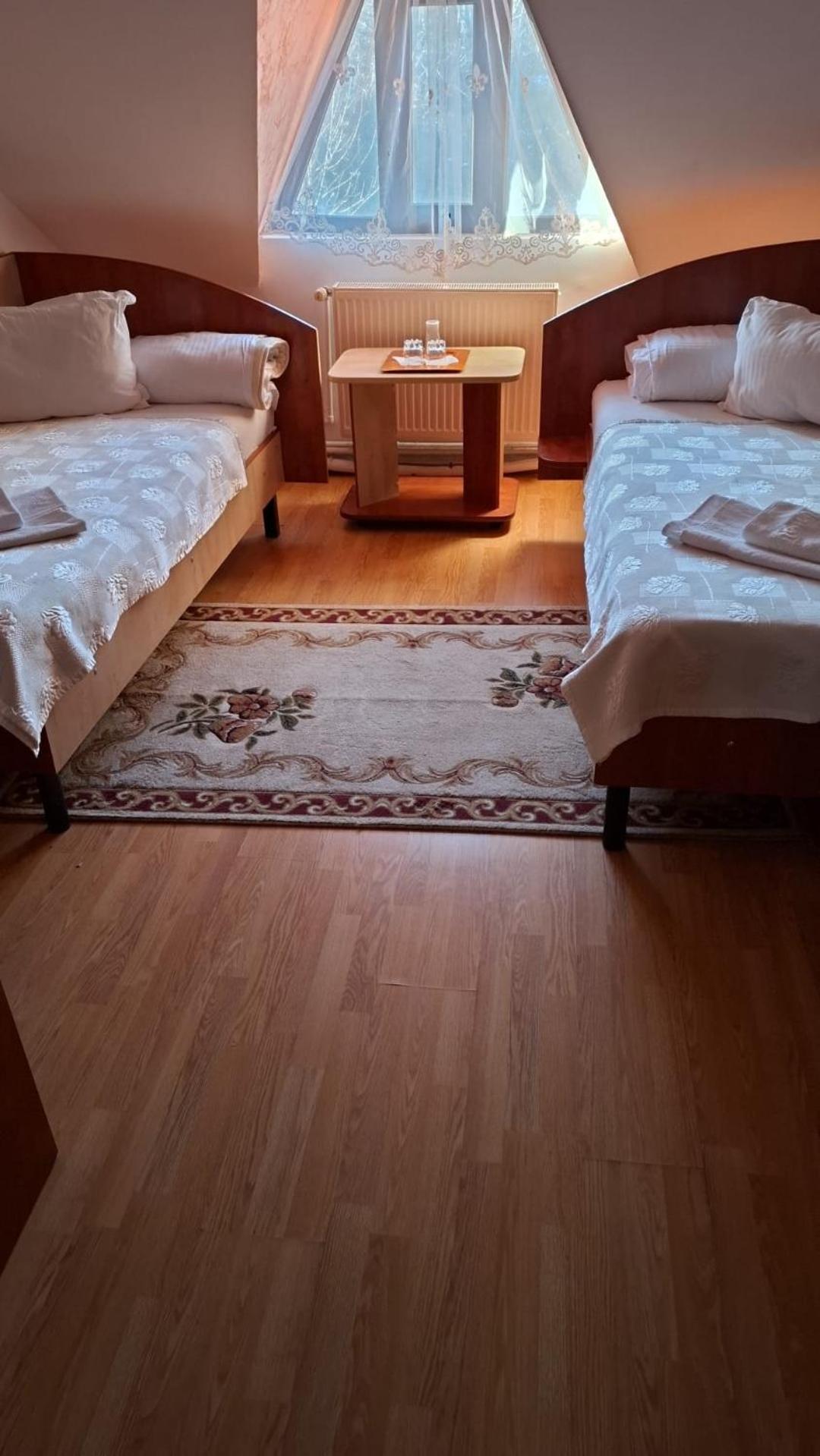 Hotel Casa Boiereasca Iasi Esterno foto